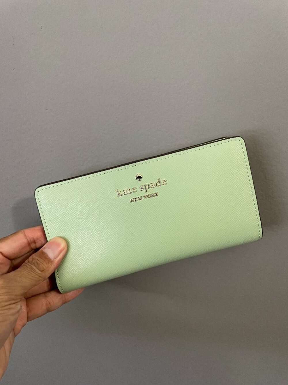 Kate Spade Staci Large Slim Bifold Wallet — NWT, Beach Glass